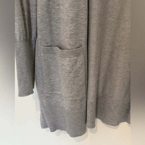 NWT Women's Nine West Essential Cardigan Light Grey size large - Picture 3 of 9